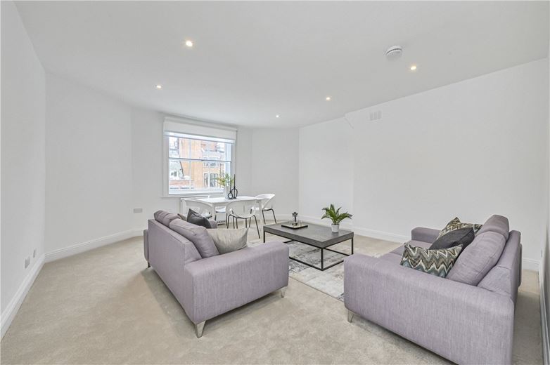 3 bedroom flat, Upper Wimpole Street, Marylebone W1G - Available