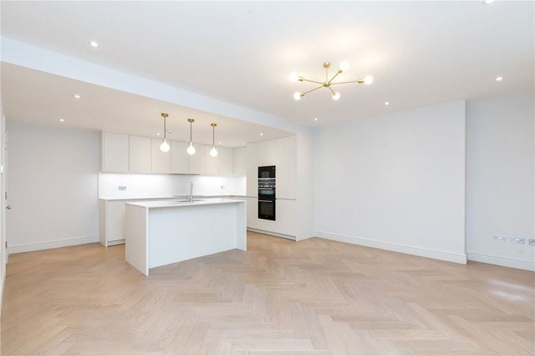 3 bedroom flat, Bryanston Square, Marylebone W1H - Available