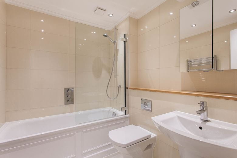 1 bedroom flat, Upper Berkeley Street, Marylebone W1H - Let Agreed