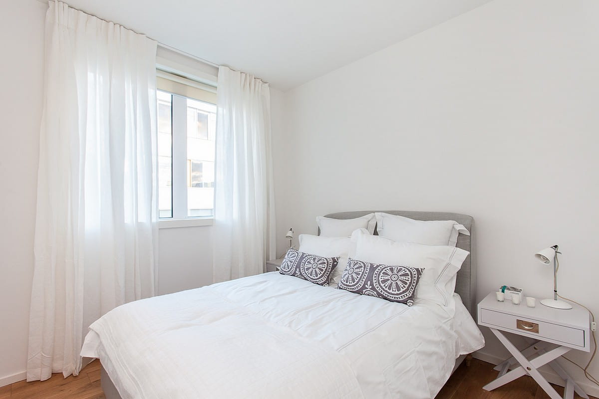 3 bedroom flat, Rathbone Place, Fitzrovia W1T - Available