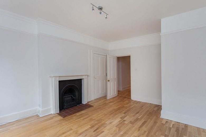2 bedroom flat, Manchester Street, Marylebone W1U - Let Agreed