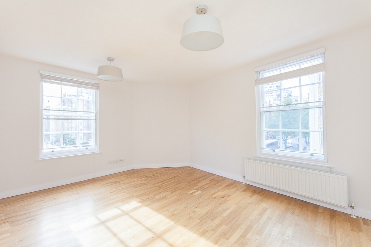 3 bedroom flat, George Street, Marylebone W1H - Let Agreed