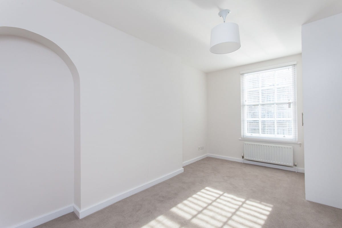 3 bedroom flat, George Street, Marylebone W1H - Let Agreed