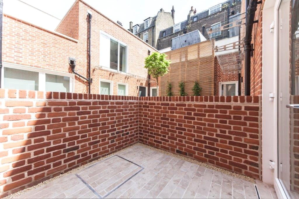 1 bedroom flat, Castlereagh Street, Marylebone W1H - Under Offer