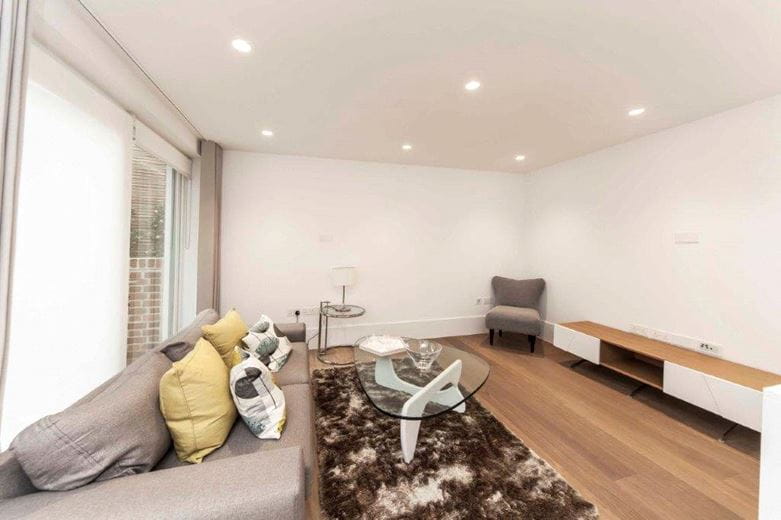 1 bedroom flat, Castlereagh Street, Marylebone W1H - Under Offer