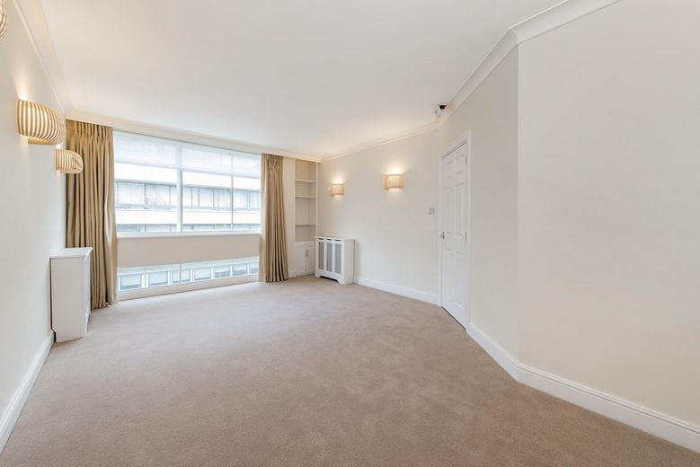 1 bedroom flat, George Street, Marylebone W1U - Let Agreed