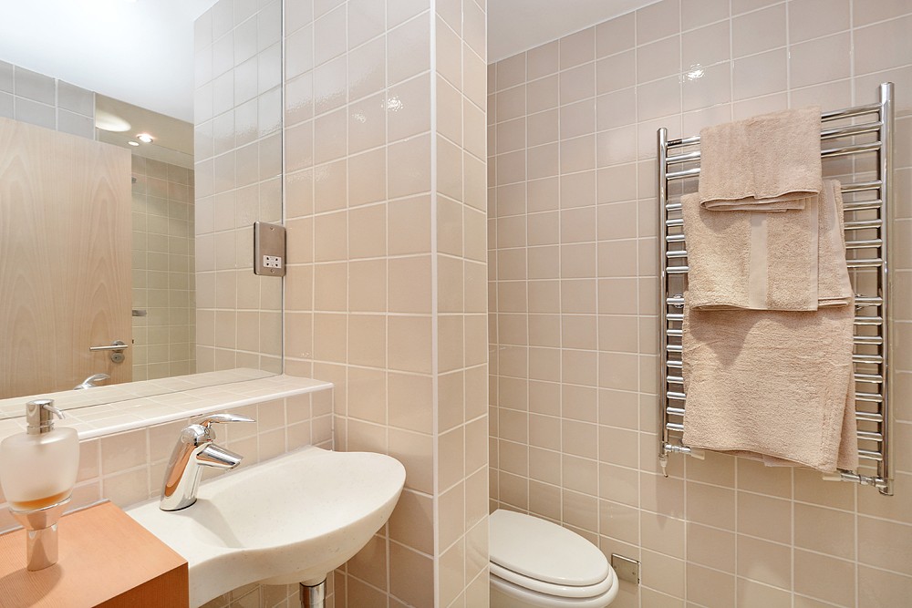 2 bedroom flat, James Street, Marylebone W1U - Let Agreed