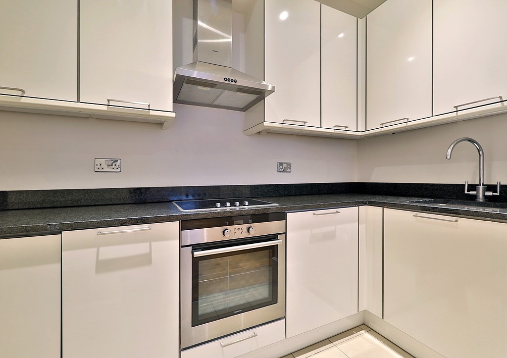 1 bedroom flat, Manchester Street, Marylebone W1U - Available