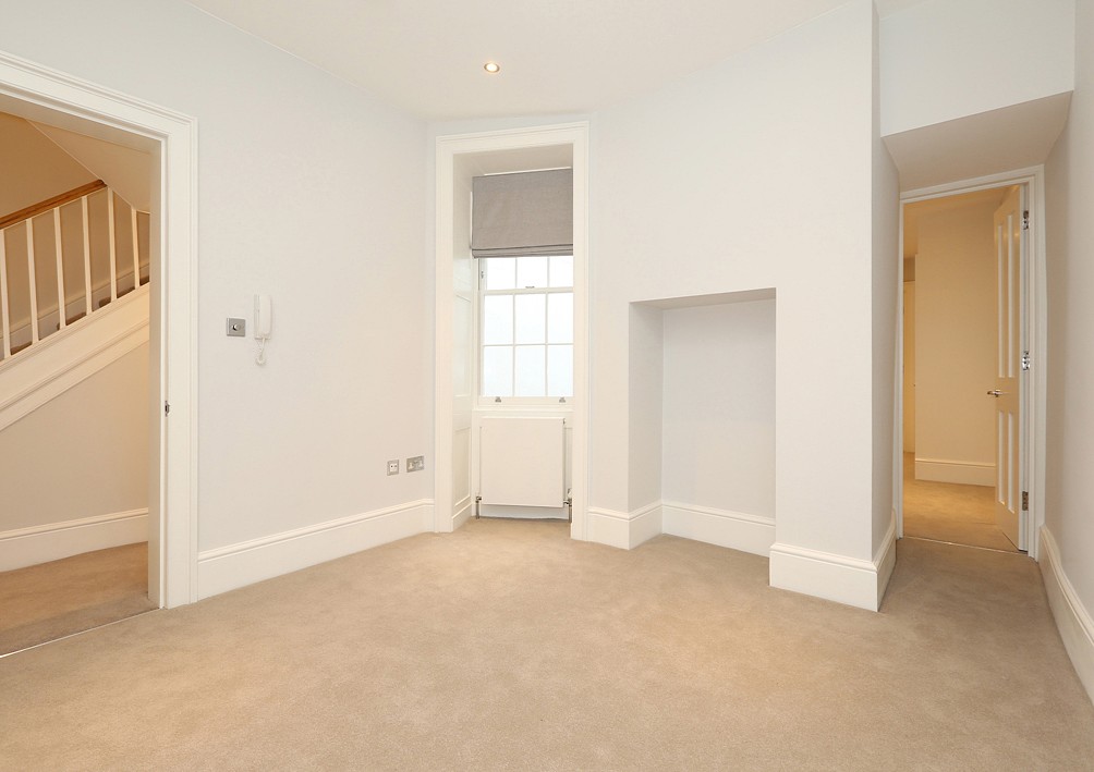 1 bedroom flat, Manchester Street, Marylebone W1U - Available