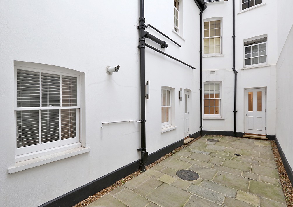 1 bedroom flat, Manchester Street, Marylebone W1U - Available