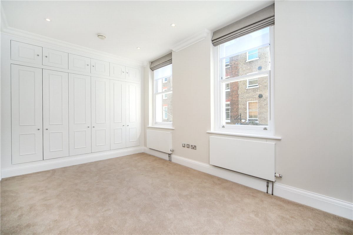 2 bedroom flat, Seymour Place, Marylebone W1H - Available