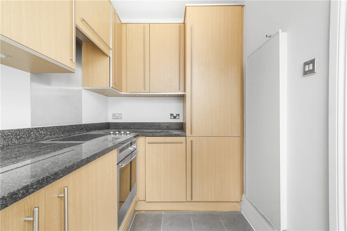 1 bedroom flat, Duke Street, Marylebone W1U - Available