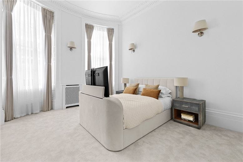 1 bedroom flat, Gloucester Place, London W1U - Available