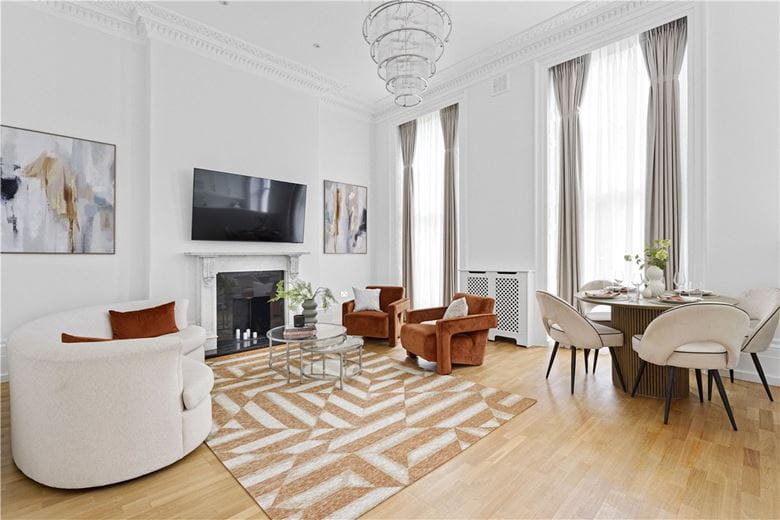 1 bedroom flat, Gloucester Place, London W1U - Available
