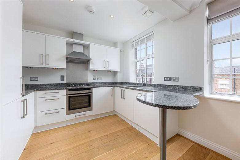 3 bedroom flat, Upper Berkeley Street, Marylebone W1H - Let Agreed