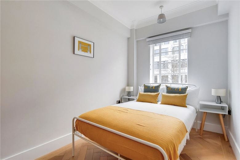 2 bedroom flat, Wigmore Street, Marylebone W1U - Let Agreed