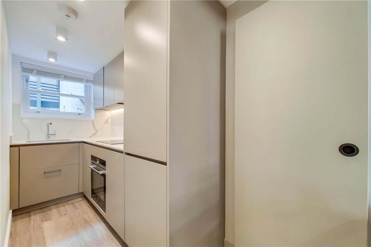  bedroom flat, James Street, Marylebone W1U - Let Agreed