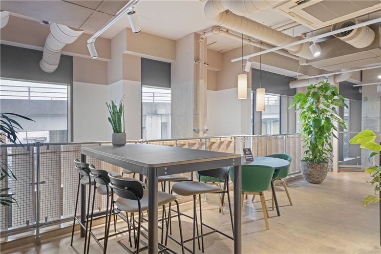 2 bedroom flat, Heartwell Avenue, London E16 - Let Agreed