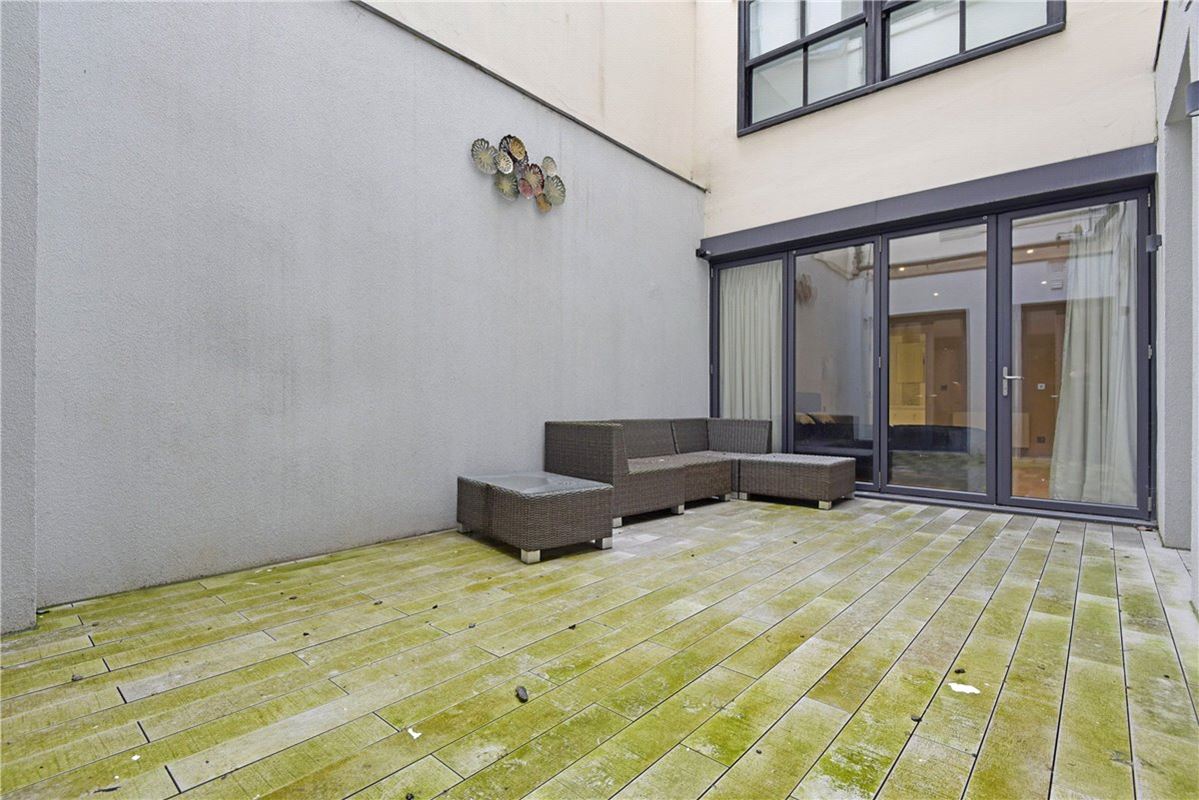 3 bedroom flat, Portland Place, Marylebone W1B - Available