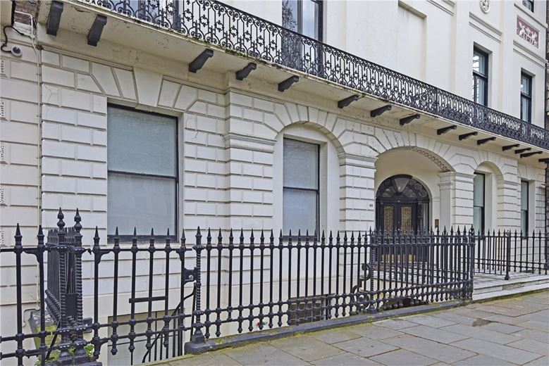3 bedroom flat, Portland Place, Marylebone W1B - Available