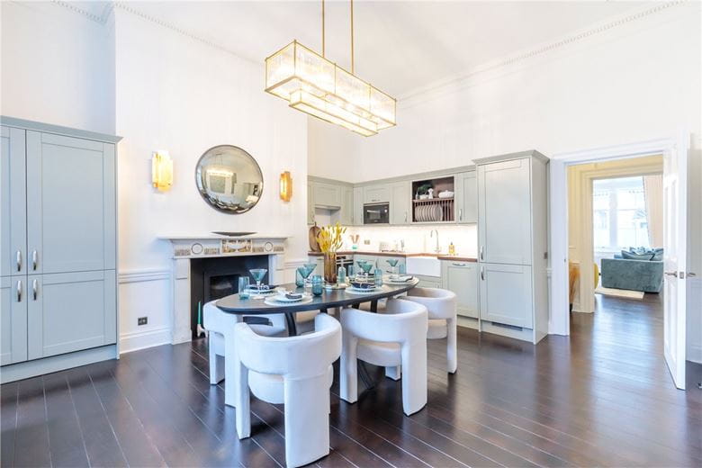 3 bedroom maisonette, Wimpole Street, Marylebone W1G - Available