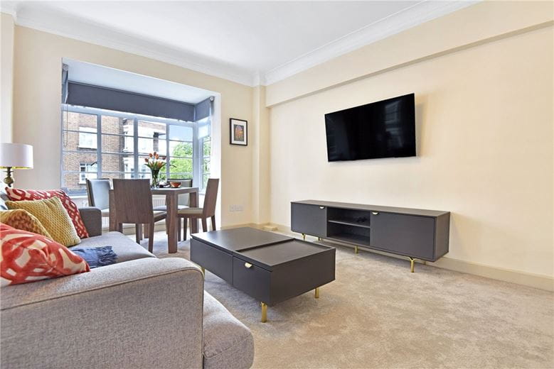 1 bedroom flat, Park Road, London NW1 - Available