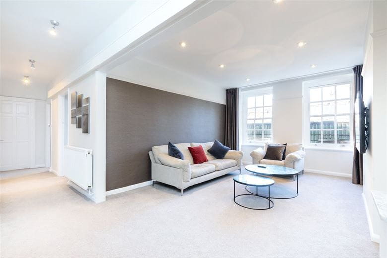 3 bedroom flat, Seymour Place, Marylebone W1H - Available