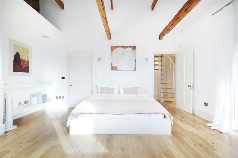 8 bedroom house, Devonshire Place, London W1G - Available