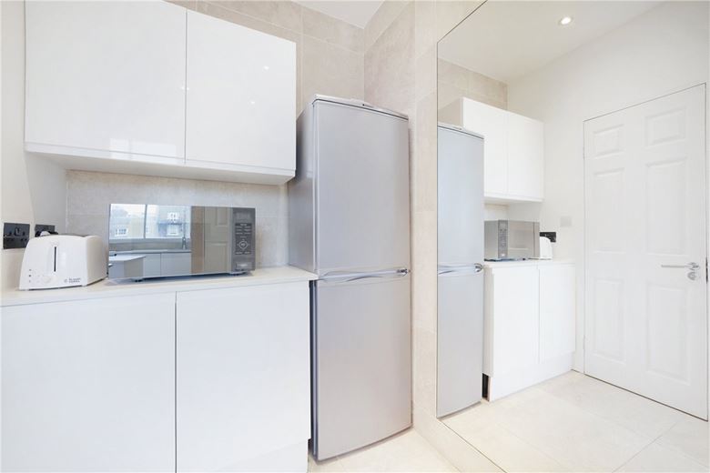 8 bedroom house, Devonshire Place, London W1G - Available
