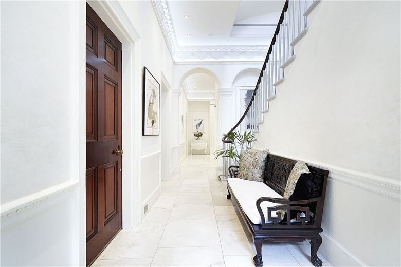 8 bedroom house, Devonshire Place, London W1G - Available