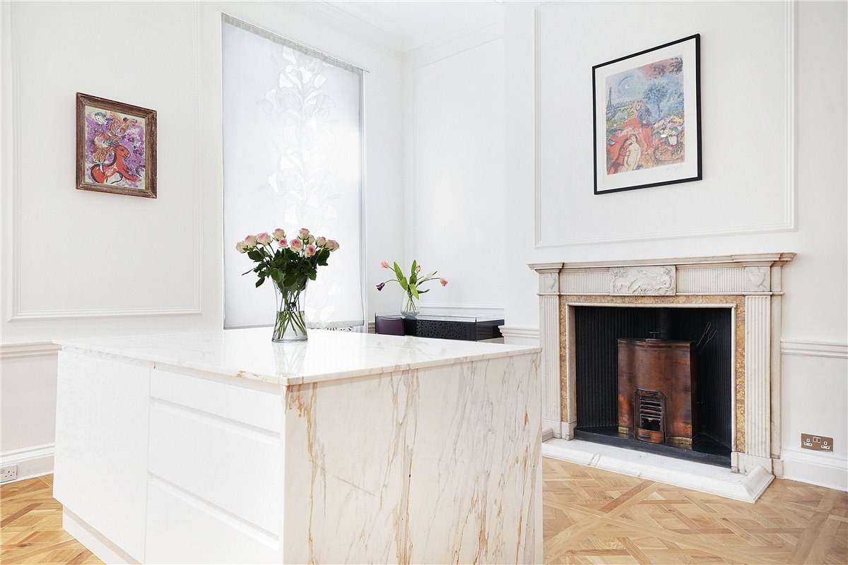 8 bedroom house, Devonshire Place, London W1G - Available