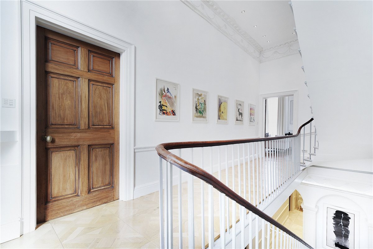 8 bedroom house, Devonshire Place, London W1G - Available