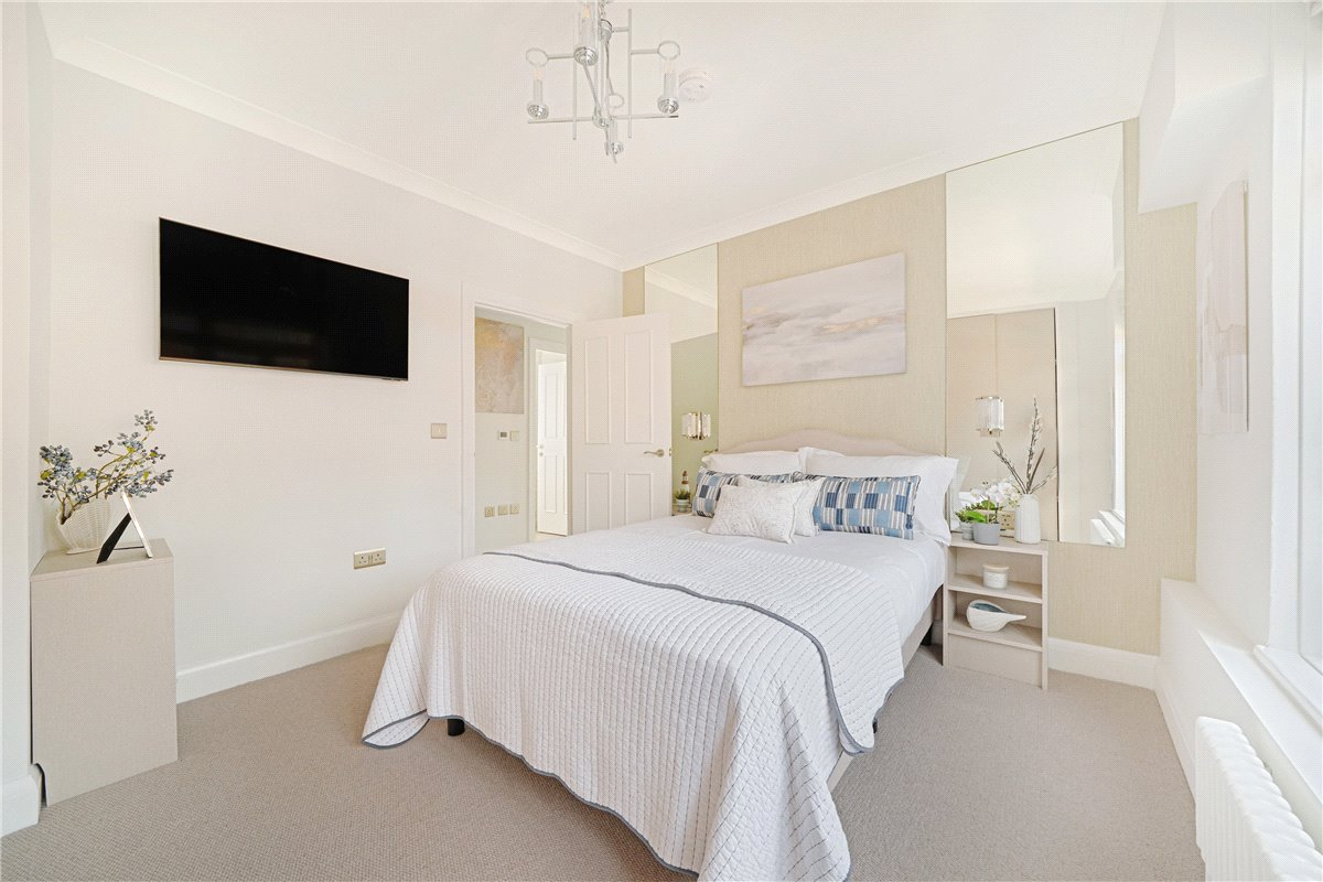 2 bedroom flat, Montagu Mansions, Marylebone W1U - Available