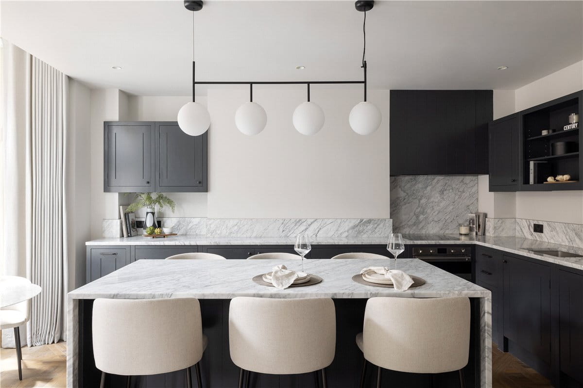 2 bedroom flat, Wigmore Street, London W1U