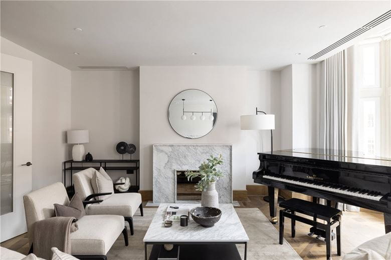 2 bedroom flat, Wigmore Street, London W1U