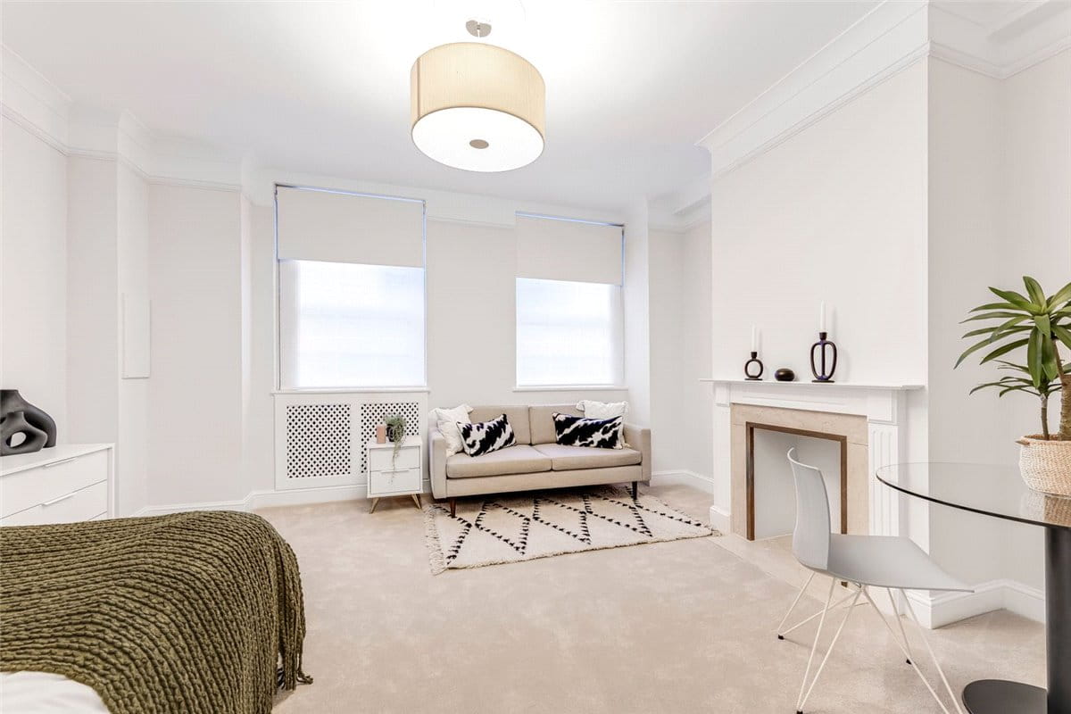 1 bedroom flat, Devonshire Street, London W1W - Available