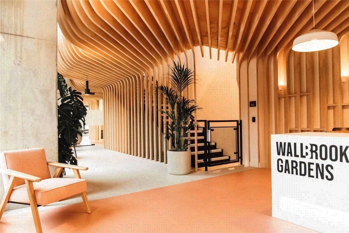 3 bedroom flat, Heartwell Avenue, London E16 - Available