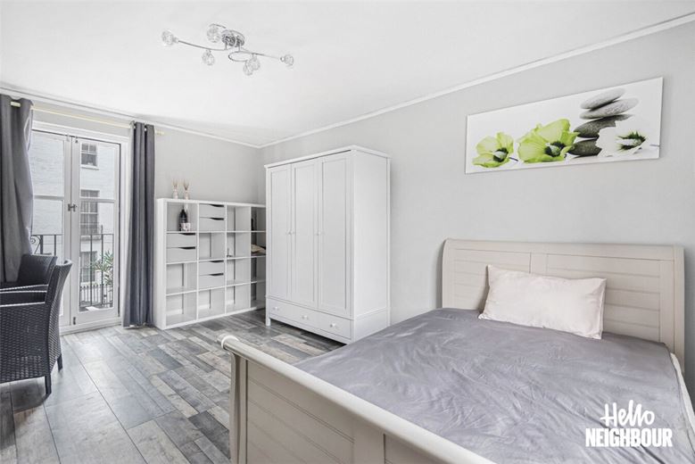  bedroom flat, Gloucester Place, London NW1