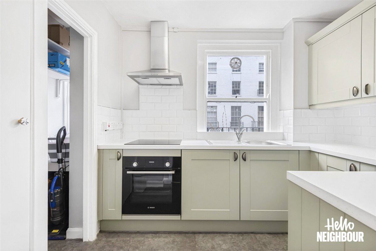  bedroom flat, Gloucester Place, London NW1