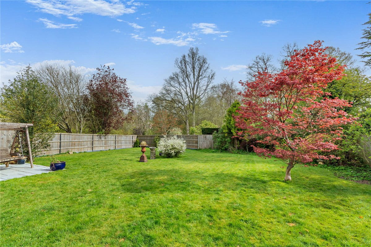 3 bedroom house, Craven Road, Inkpen RG17 - Available