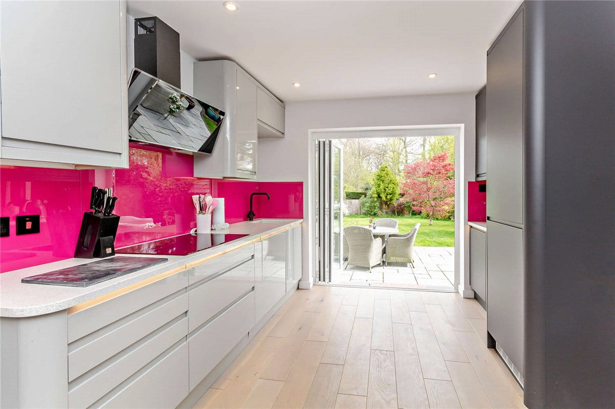 3 bedroom house, Craven Road, Inkpen RG17 - Available