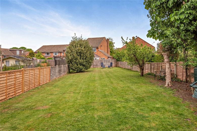 3 bedroom house, Inkpen Road, Kintbury RG17 - Available