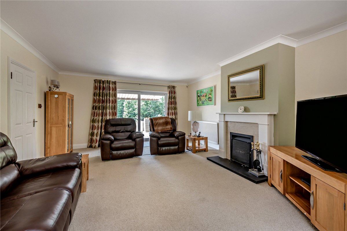 4 bedroom house, Crookham Common Road, Crookham Common RG19 - Sold