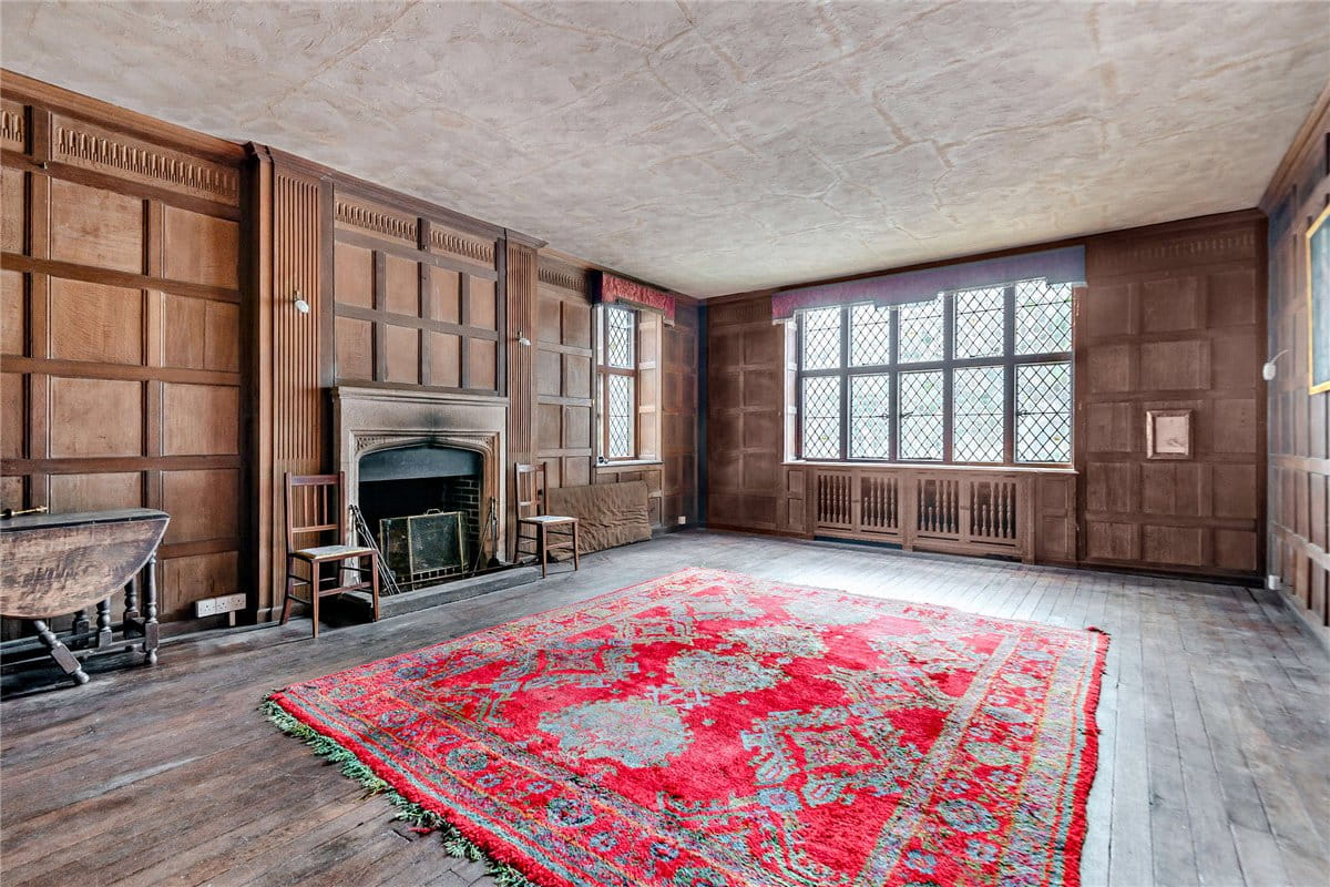 7 bedroom house, Burys Bank Road, Greenham RG19 - Sold STC