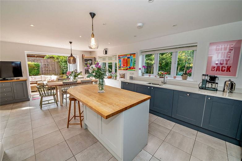 5 bedroom house, Water Street, Hampstead Norreys RG18 - Available