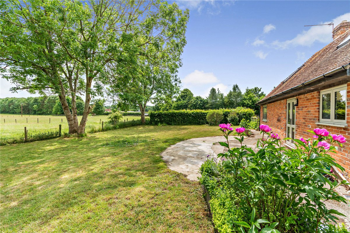 2 bedroom house, Hamstead Holt Farm, Kintbury Holt RG20 - Sold STC