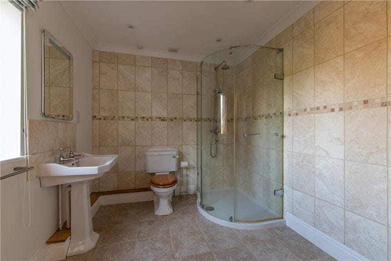 5 bedroom house, Post Office Road, Inkpen RG17 - Available