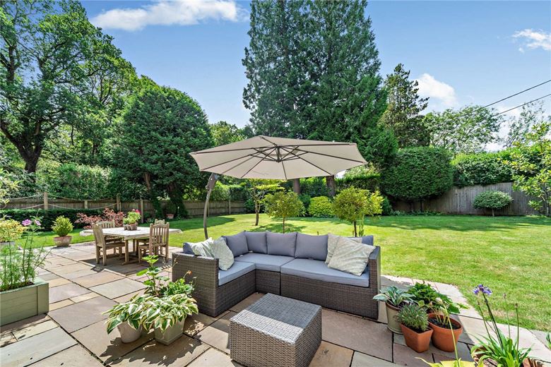 5 bedroom house, Yattendon Road, Hermitage RG18 - Sold STC