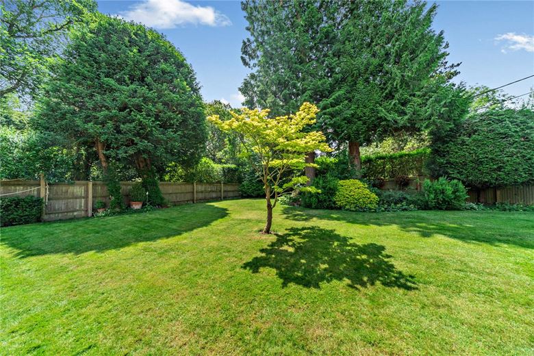 5 bedroom house, Yattendon Road, Hermitage RG18 - Sold STC