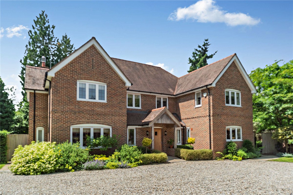 5 bedroom house, Yattendon Road, Hermitage RG18 - Sold STC